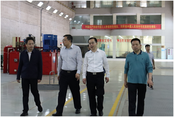 省國資委黨委委員、副主任毛育新帶隊赴湖南發(fā)展株洲航電分公司開展安全生產(chǎn)督查